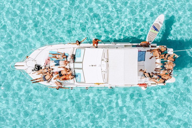 7 hours Boat trip to Lampedusa lunch, SUP and Snorkeling - Lunch onboard: why this is often the real reason people book