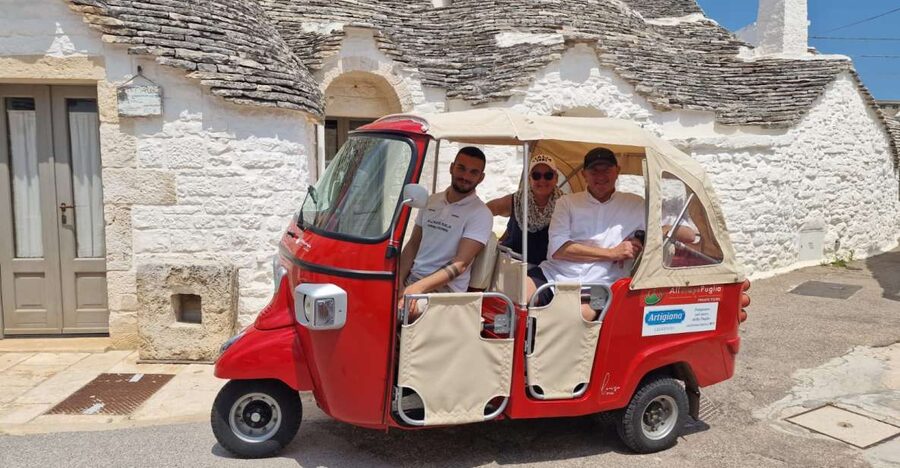 Alberobello: Private Tuk Tuk Tour with Audio Guide - Key highlights at a glance