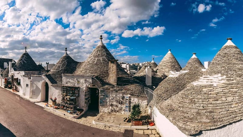 Alberobello: Tour guidato della città dei Trulli - Rione Aia Piccola: The Alley Plan That Makes Trulli Readable