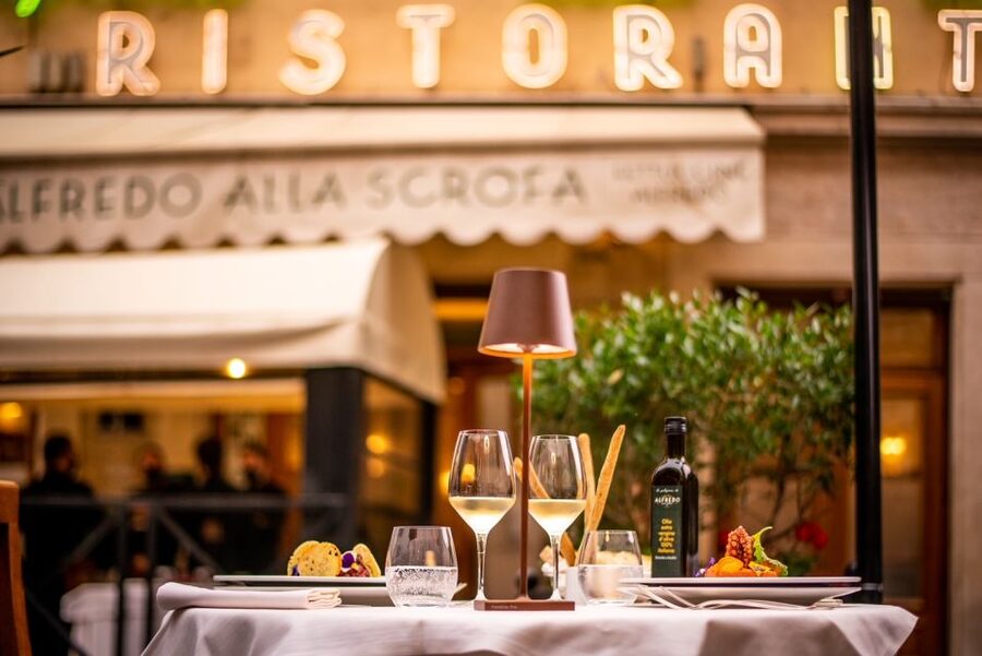 Alfredo alla Scrofa Restaurant in Rome: Eat Like a Star - What makes Alfredo alla Scrofa different from a normal pasta meal