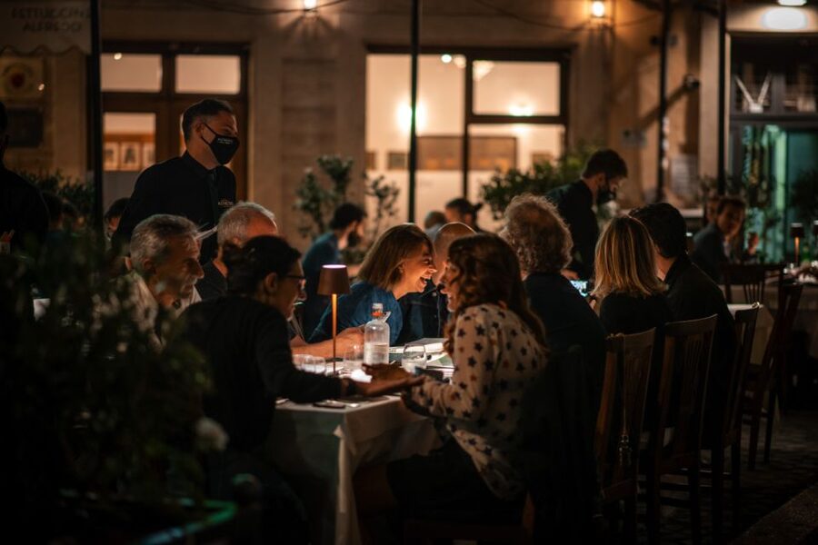 Alfredo alla Scrofa Restaurant in Rome: Eat Like a Star - Where Alfredo alla Scrofa sits in Rome, and why that matters