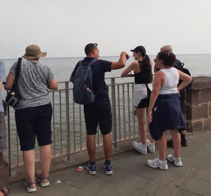 Alghero: Historic Center Walking Tour with A Local Guide - Quick practical tips to make the most of your walk