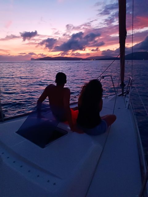 Alghero: Sunset Sailing Aperitif Experience - Aperitivo on Board: Drinks, Snacks, and Captain Andreas’ Style