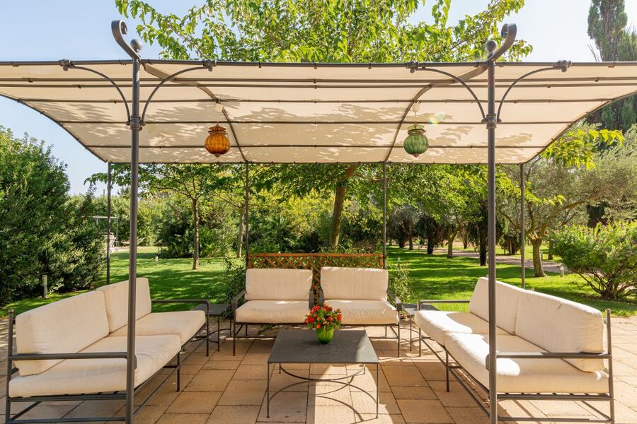 Alghero: Wine and Olive Oil Tasting at a Local Farm - The cold-pressed extra-virgin olive oil finish