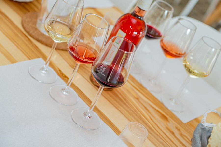 Alghero: Wine and Olive Oil Tasting at a Local Farm - Getting there from Alghero, and what 1 hour really means