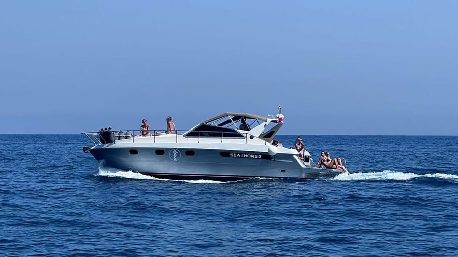 Amalfi: Amalfi Coast and Positano Sunset Cruise with Drinks - Boat Comfort on a Gozo 10 to 12 Meters Long