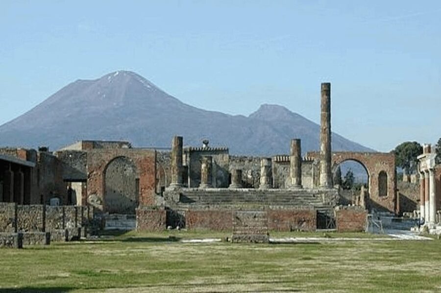 Amalfi Coast: Pompeii Guided Tour with Skip-the-Line Entry - Key highlights at a glance