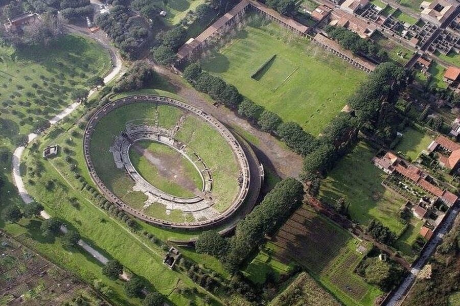 Amalfi Coast: Pompeii Guided Tour with Skip-the-Line Entry - How the Amalfi Coast ride sets up your Pompeii visit