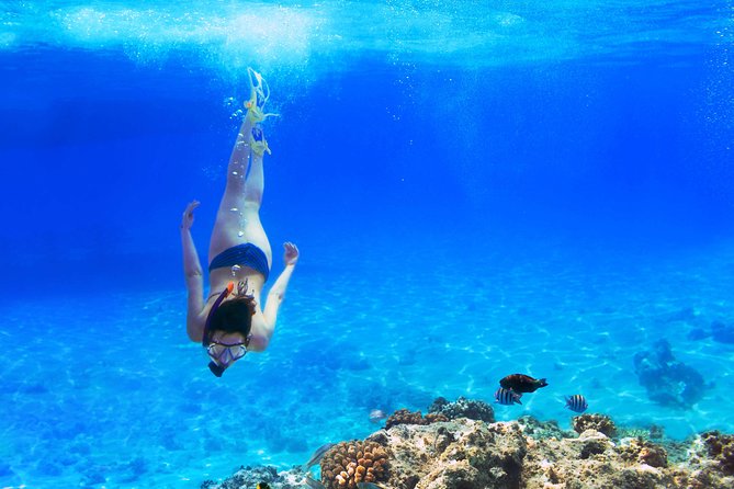 Amalfi Coast & Positano: Boat Tour with Snorkeling & Drinks - Entering the Amalfi Coast From the Calm Side