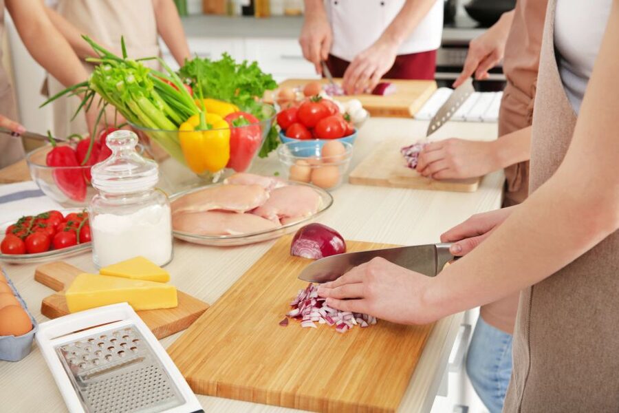 Amalfi: Cooking Class and Farmhouse Visit With Meal - Languages, group size, and how the hosts change the feel