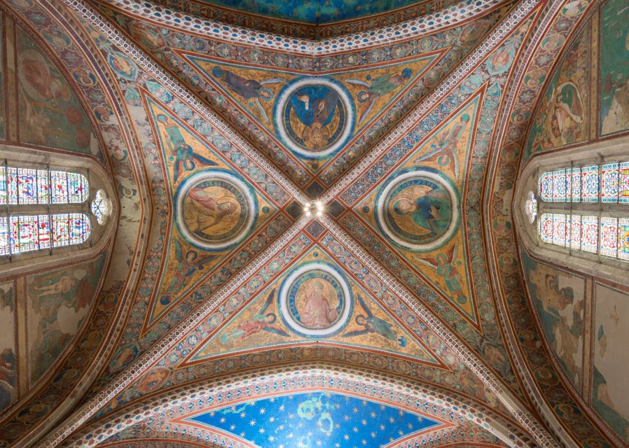 Assisi: Old Town Guided Walking Tour - Key highlights to look for