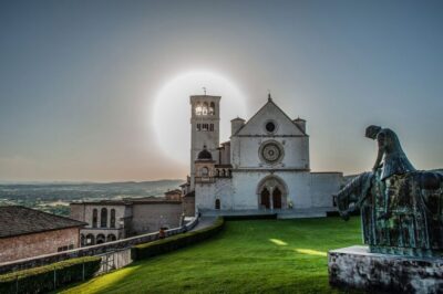 Assisi: Private Walking Tour with St. Francis Basilica