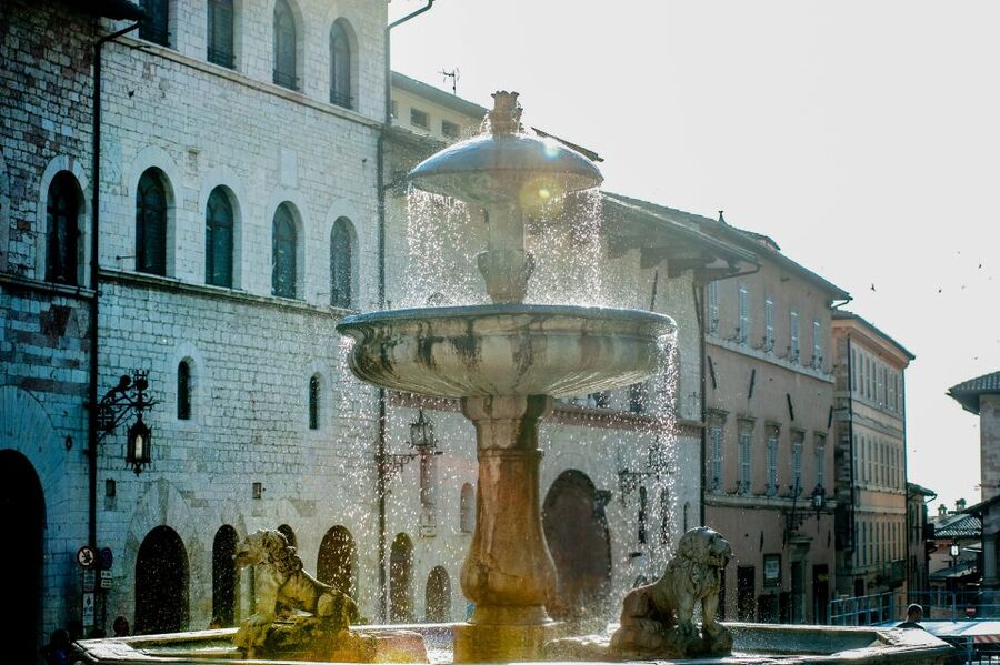 Assisi: Private Walking Tour with St. Francis Basilica - Basilica of St. Francis: Upper Frescoes, Lower Chapels, and the Crypt