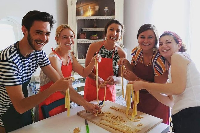 Authentic Cooking with Locals: Meal, Wine & Scenic Views - Wine, Aperitivo, and the Family-Table Moment