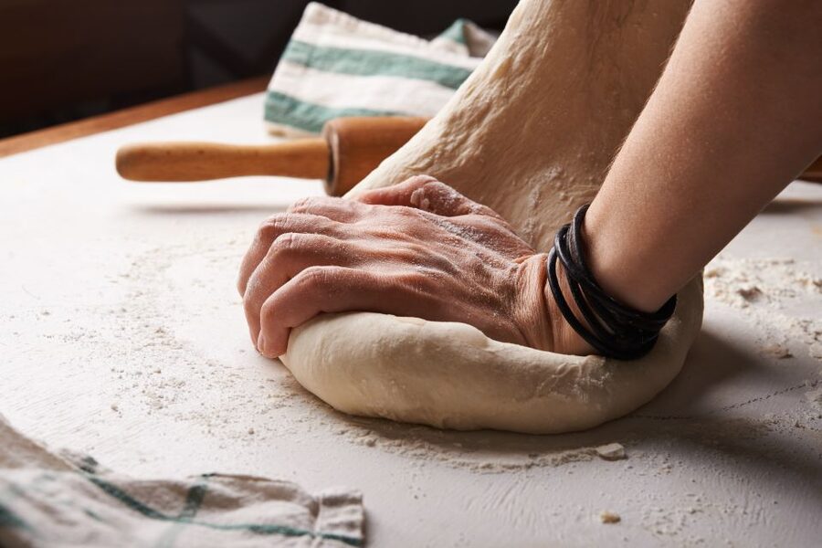 Authentic Neapolitan Pizza Lesson - Toppings and technique: keeping it simple so the pizza bakes right