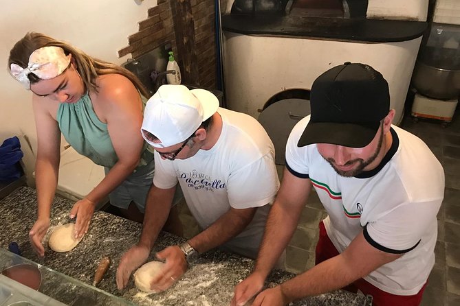 Authentic Pizza Making Class in Naples with Appetizers and Drink - Who this class fits best in Naples