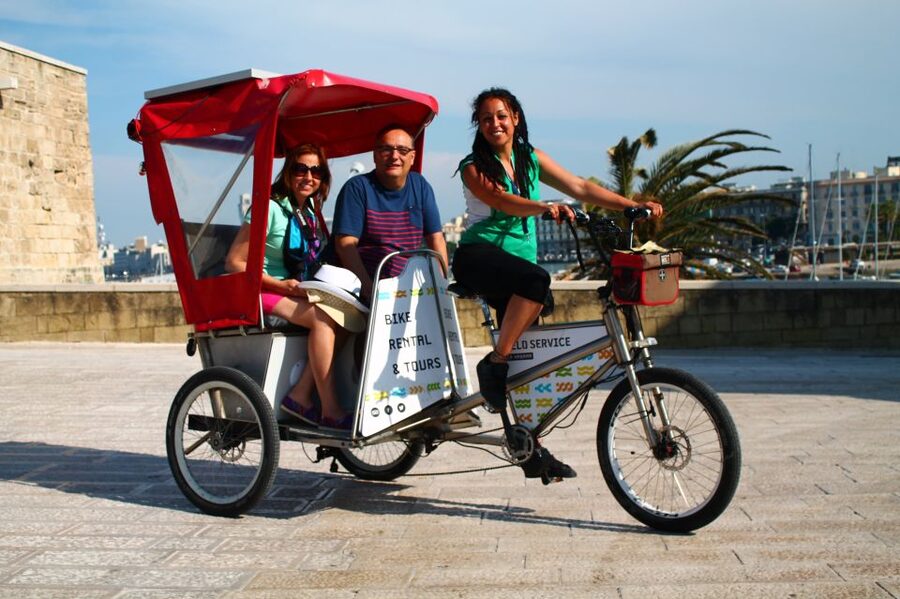 Bari: Old Town Guided Eco-Friendly Rickshaw Tour - Why Bari Old Town Fits Perfectly With a Rickshaw