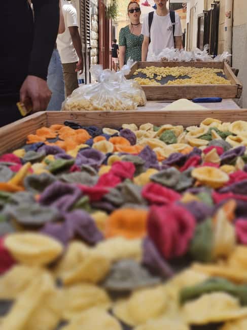 Bari: Pasta Experience Walking Tour - Itinerary pacing in 2.5 hours: how to plan your Bari day