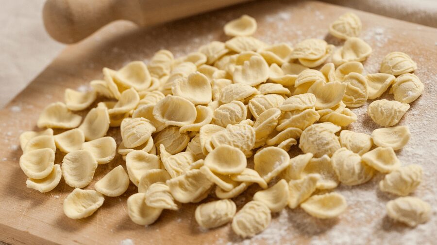 Bari: Street Food Walking Tour with Wine Tasting - Why Bari Vecchia street food is the best first taste of Puglia