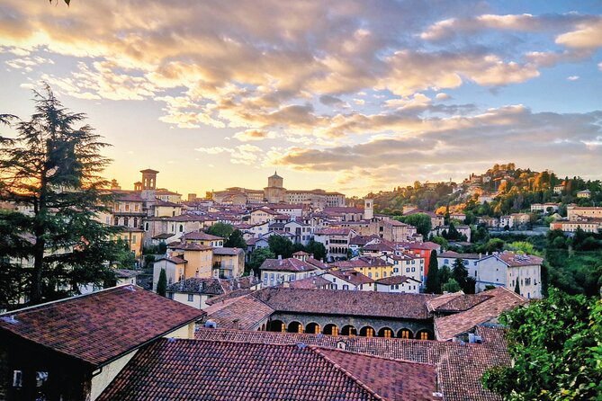 Bergamo: Digital Guide made by a Local for your walking tour - Before You Go: Phone, Internet, and the 1.7 km Reality Check