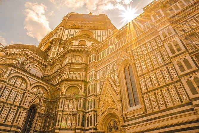 Best of Florence: Small Group Tour Skip-the-Line David & Accademia with Duomo - Logistics that can make or break your day