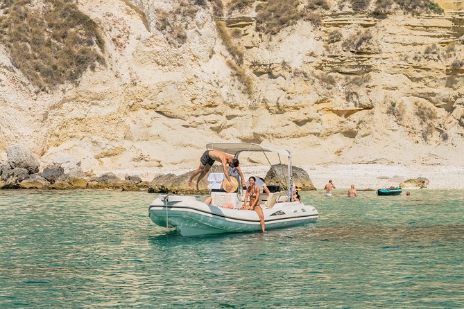 Boat Tour at Devil's Saddle: 4 Swim Stops, Snorkeling & Prosecco - Guide Energy Matters More Than You Think