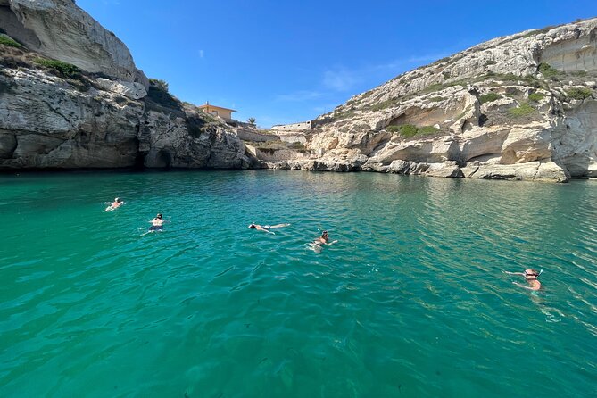 Boat Tour at Devil's Saddle: 4 Swim Stops, Snorkeling & Prosecco - Value Check: Is $60.49 Worth It?