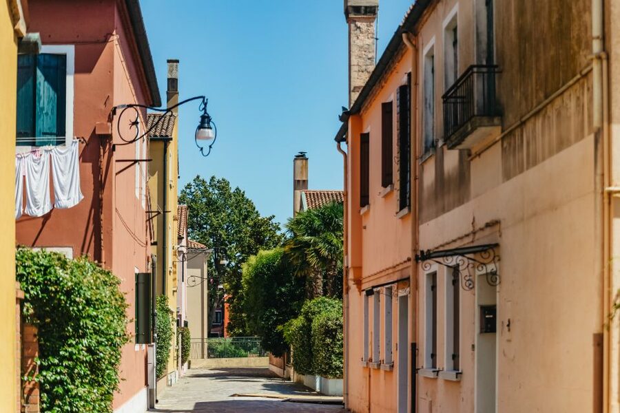 Boat Trip: Glimpse of Murano, Torcello & Burano Islands - Torcello: the quiet island break, and what to prioritize in 40 minutes