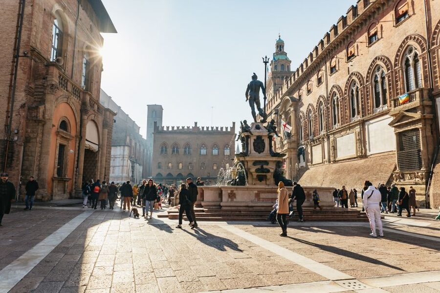 Bologna: City Center Walking Tour - Asinelli Tower and the meaning behind the skyline