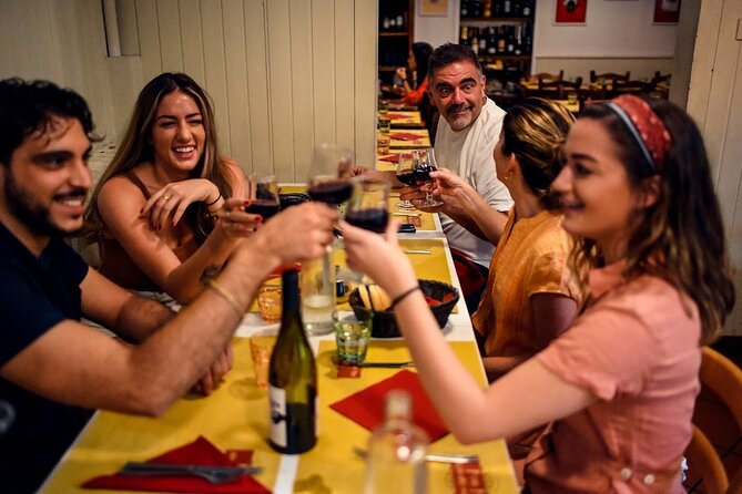 Bologna Food & Market Tour with 6 Tastings, Pasta, Wines & More - Palazzo della Mercanzia: Why Start at a Trading Palace