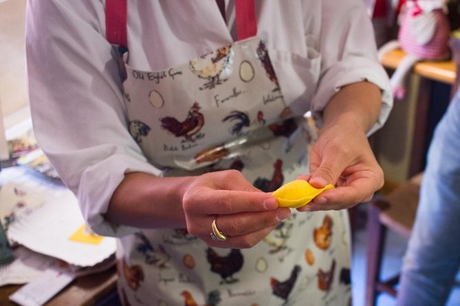 Bologna Food Tour by Taste Bologna: Intimate Group (Max 10) - Stop 1: Mercato delle Erbe and the Pasta-Lab Moment