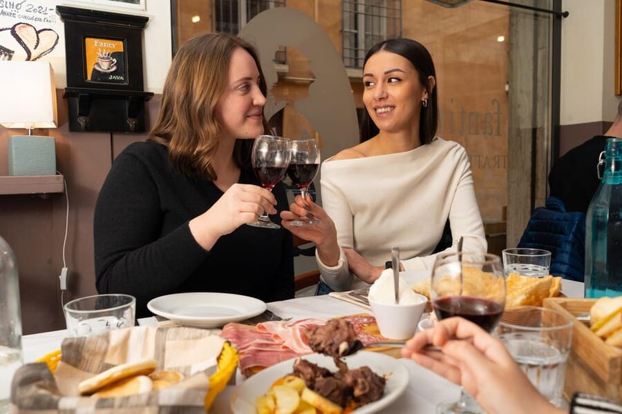Bologna: Food Tour with Pasta Tasting & Local Specialties - Key highlights worth showing up for