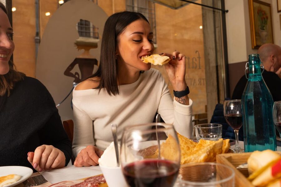 Bologna: Food Tour with Pasta Tasting & Local Specialties - Dietary needs and how to make the tour work for you