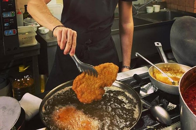 Bologna: Full meal Food Tour with Local Delights by Do Eat Better - Why this Bologna food tour hits the sweet spot