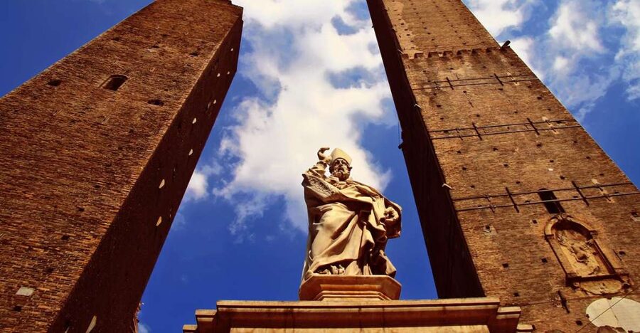 Bologna: Guided Walking Tour - Getting Started at Piazza del Podestà, Bologna Welcome, and the 3-Hour Rhythm