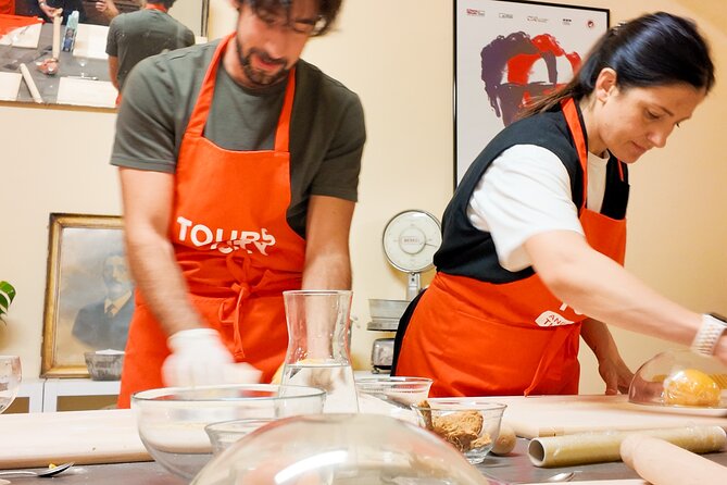 Bologna Local Pasta Cooking Class, Ragu, Spritz, Wine & Gelato - Why this Bologna class feels local, not touristy