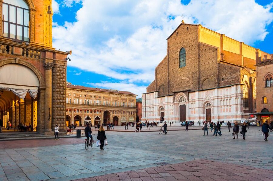 Bologna: Open Bus City Tour and Local Food Tasting - The Best Stops To Hop Off For Photos And Orientation