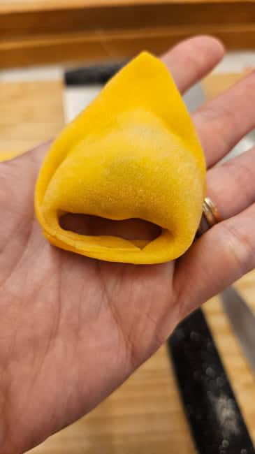 Bologna: Pasta Cooking Class, Ragu & Wine with Local Host - Price and Value: Is $79 Worth It for Pasta and Wine in Bologna?