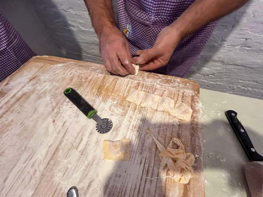 Bologna: Pasta Tagliatelle al Ragu Cooking Class with Wine - Tortellini, Tortelloni, and Tagliatelle al Ragu: What You Make