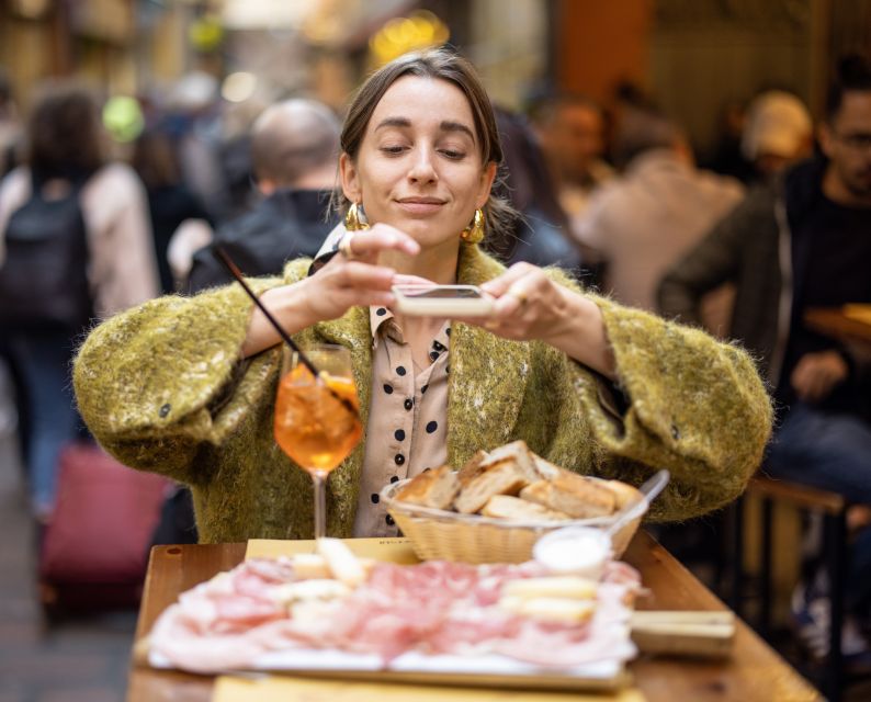 Bologna: Self-Guided Food Tasting Tour with Vouchers - Weather, timing, and what to bring so the day goes smoothly