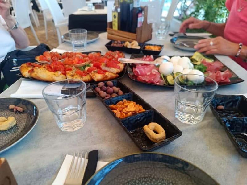 Brindisi: Alberobello, Locorotondo & Ostuni Tour with Brunch - Should You Book This Brindisi to Puglia Day Trip?