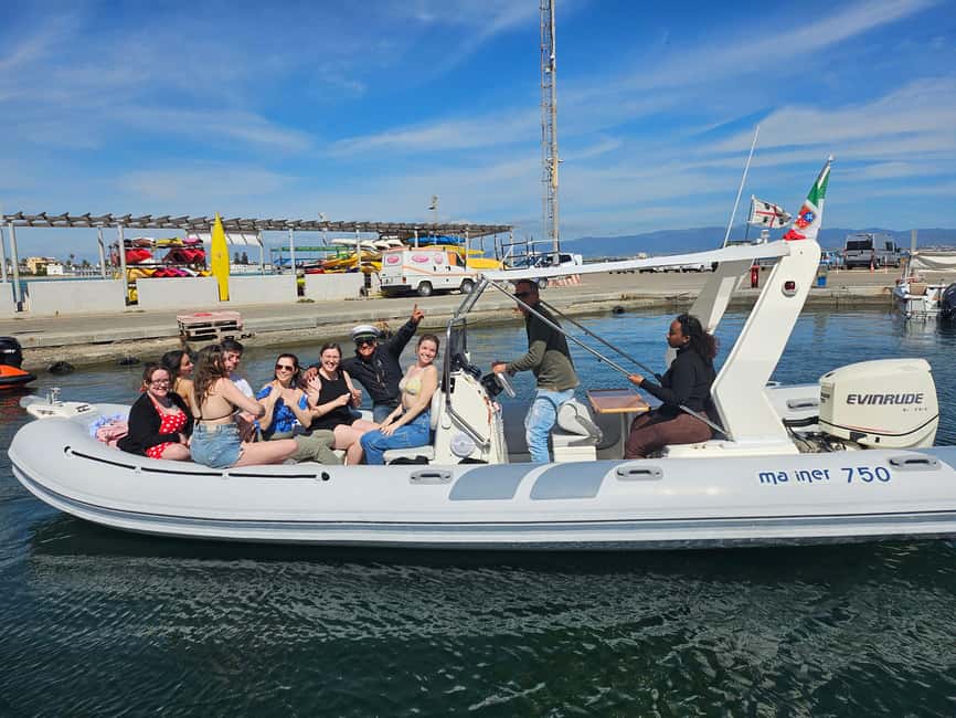 Cagliari:devil's saddle big cruise by boat drink & snack - The cave stops and swim calas: where the fun actually happens