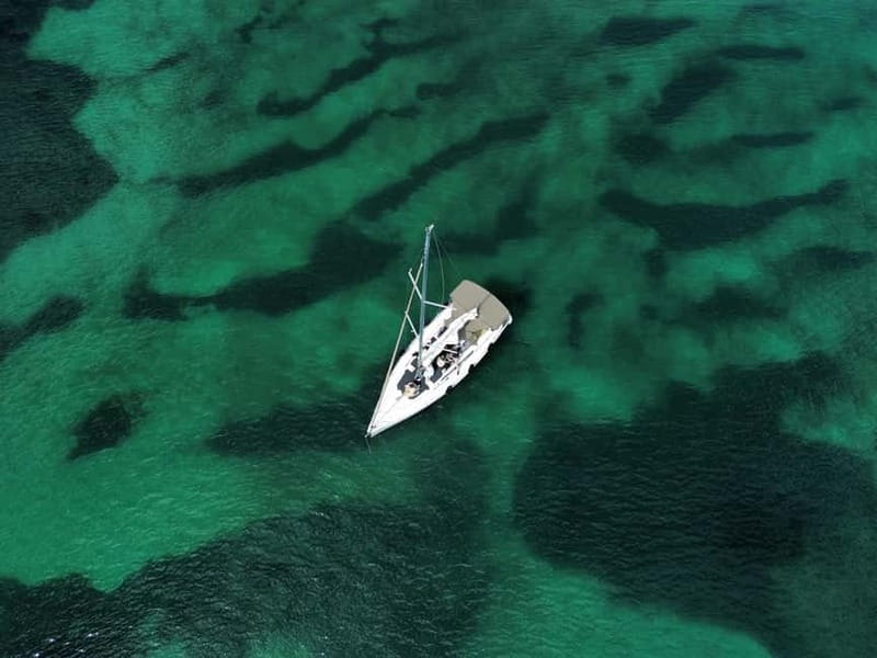 Cagliari: Sailing Tour with 4 Stops, Snorkeling and Prosecco - Prosecco on board and the value of having drinks within reach