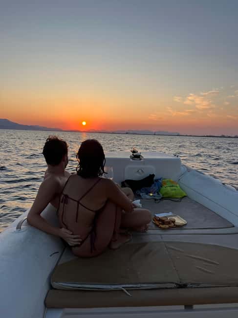 Cagliari: Sunset Boat Tour with Aperitif and Prosecco - Should you book this Cagliari sunset boat tour?
