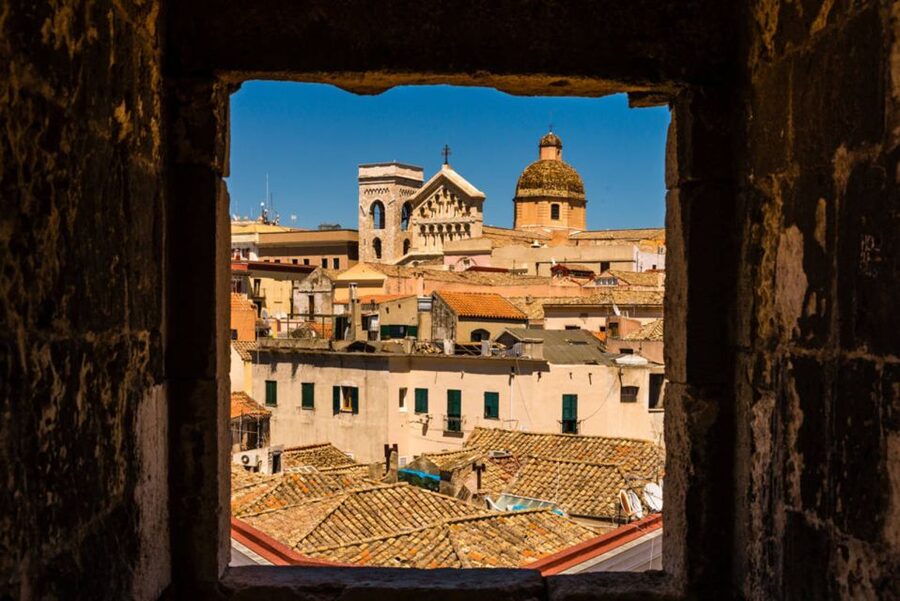 Cagliari: Walking Tour of the Old City - Underground Options: How to Pick 2 vs 4 Hours