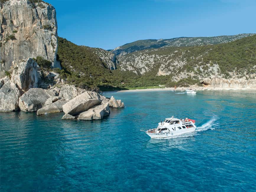 Cala Gonone: Guided Boat Tour to Cala Luna Beach - Key things to know before you go
