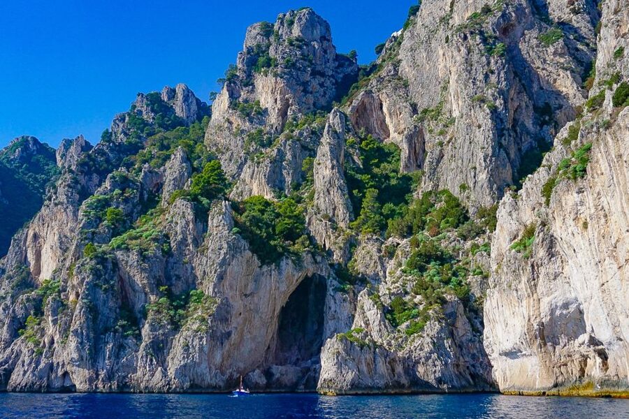 Capri: Private Island Boat Tour for Couples - Sea conditions, timing slips, and what you can do about it