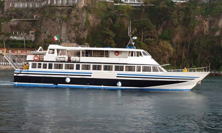 Castellammare or Sorrento: Positano and Amalfi Mini Cruise - 8 to 9 hours on the water: what this day is really like