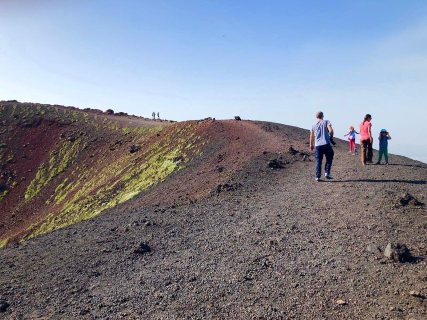 Catania: Etna Morning Excursion with Tasting and Pickup - Zafferana Etnea Break: Wine Tasting and Local Snacks
