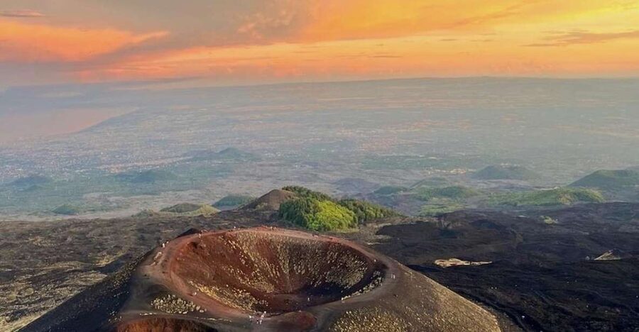 Catania: Etna Sunset Tour with Pickup and Drop-off - Why This Etna Sunset Timing Feels Different From a Day Trip